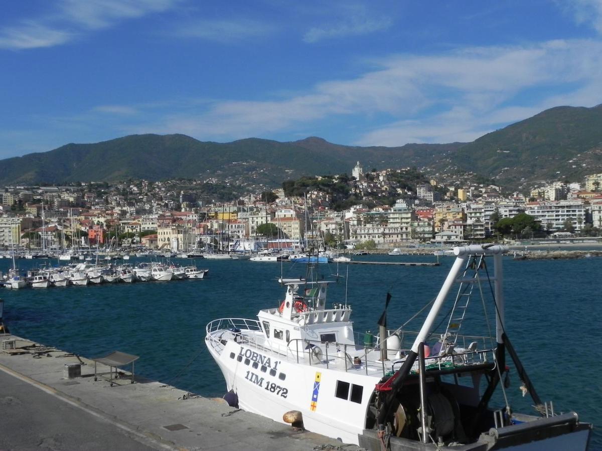 Centralissimo Trilocale Su Due Piani - Flavio House Σαν Ρέμο Εξωτερικό φωτογραφία