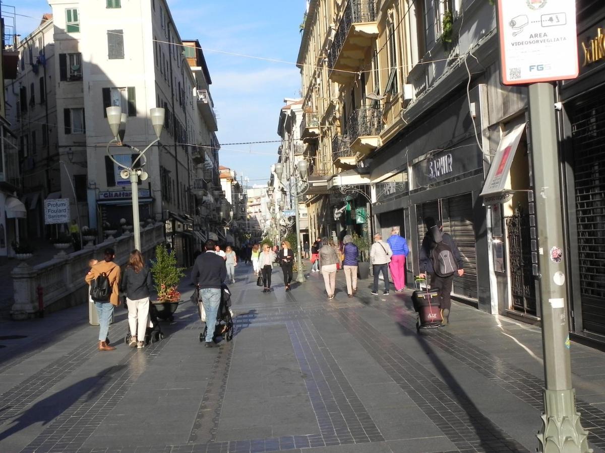 Centralissimo Trilocale Su Due Piani - Flavio House Σαν Ρέμο Εξωτερικό φωτογραφία